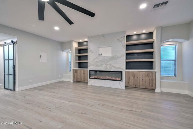 7514 W ENCINAS Lane, Phoenix, AZ 85043