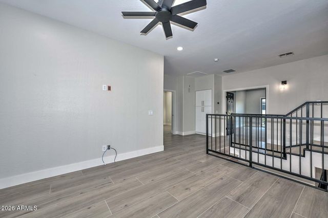 7514 W ENCINAS Lane, Phoenix, AZ 85043