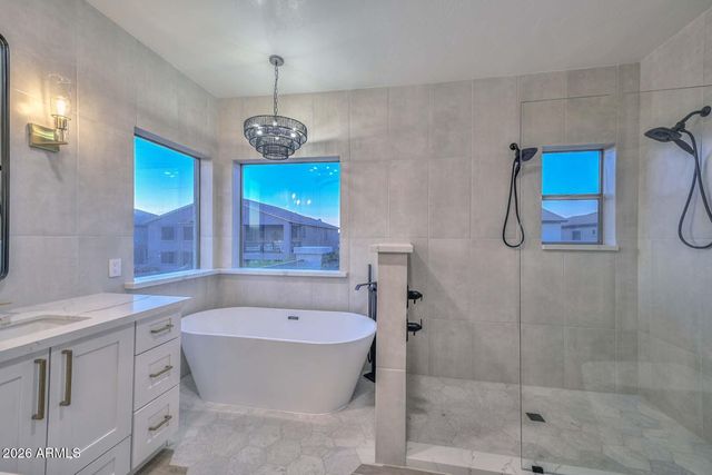 7514 W ENCINAS Lane, Phoenix, AZ 85043