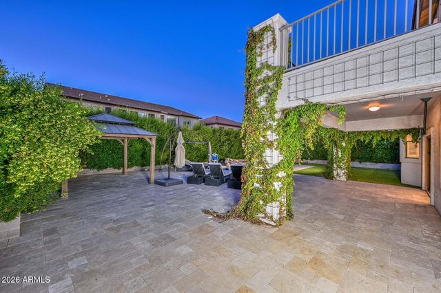 7514 W ENCINAS Lane, Phoenix, AZ 85043