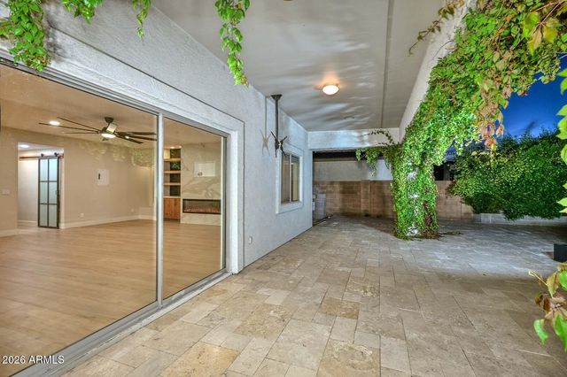 7514 W ENCINAS Lane, Phoenix, AZ 85043