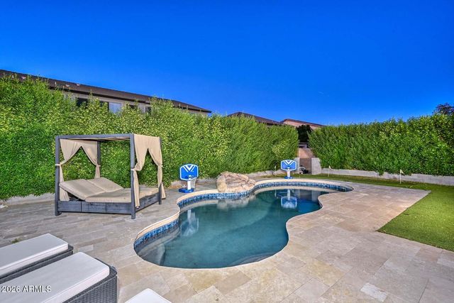 7514 W ENCINAS Lane, Phoenix, AZ 85043