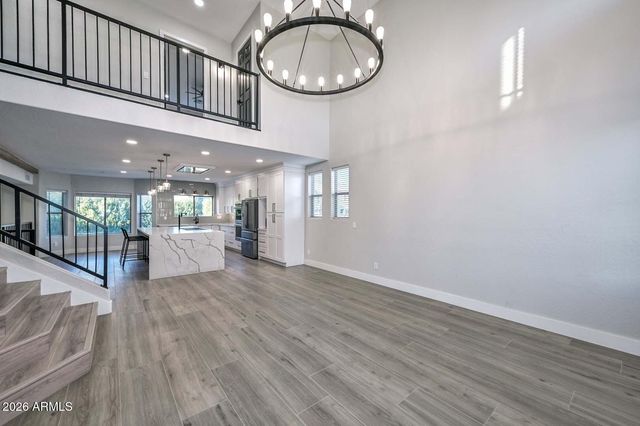 7514 W ENCINAS Lane, Phoenix, AZ 85043