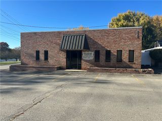 1404 Memorial Blvd, Connellsville, PA 15425