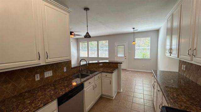35 Ledgestone Pl, Spring, TX 77382
