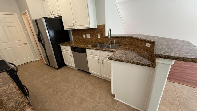 35 Ledgestone Pl, Spring, TX 77382