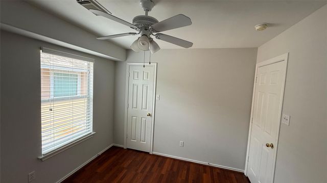 35 Ledgestone Pl, Spring, TX 77382