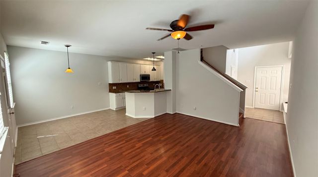 35 Ledgestone Pl, Spring, TX 77382