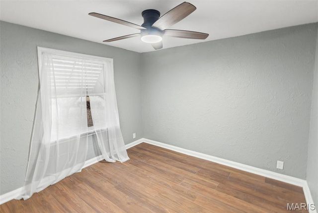 2005 N Hanley Road, Hanley Hills, MO 63114