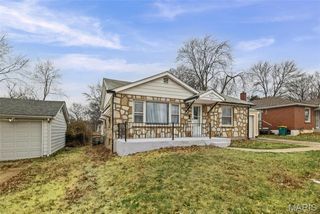 2005 N Hanley Road, Hanley Hills, MO 63114