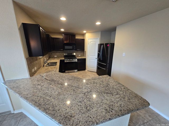 6114 Hackberry Pond, San Antonio, TX 78244