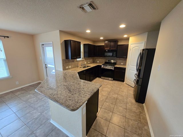 6114 Hackberry Pond, San Antonio, TX 78244