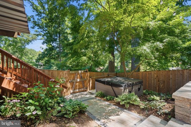 3406 PARK HILL PL, Fairfax, VA 22030