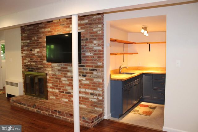 3406 PARK HILL PL, Fairfax, VA 22030