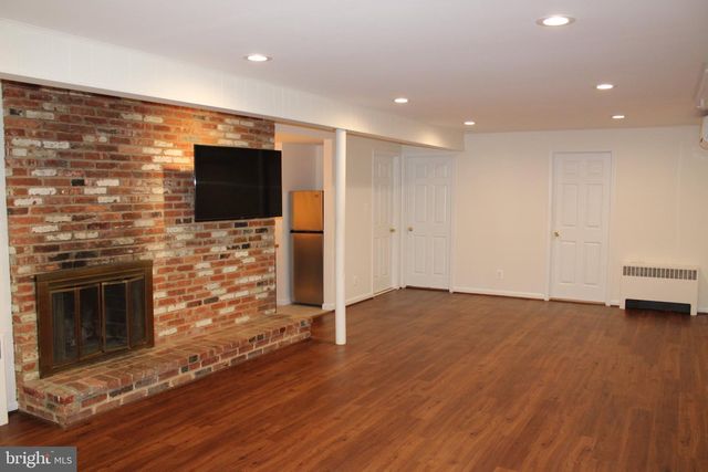 3406 PARK HILL PL, Fairfax, VA 22030