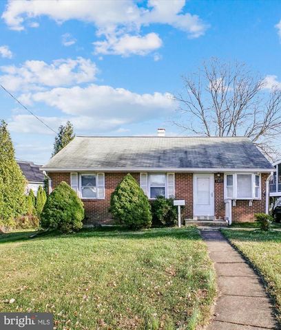 1827 OLMSTEAD DR, Falls Church, VA 22043