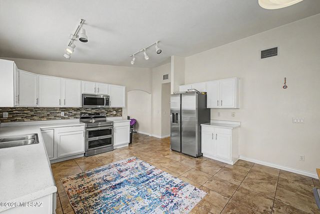 3545 W Camino De Talia, Tucson, AZ 85741