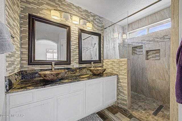 3545 W Camino De Talia, Tucson, AZ 85741