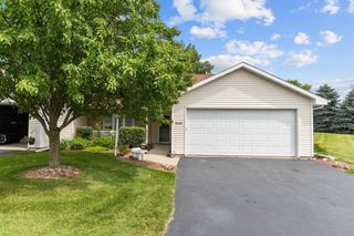 3115 WHITE TAIL LANE #A, Oshkosh, WI 54904