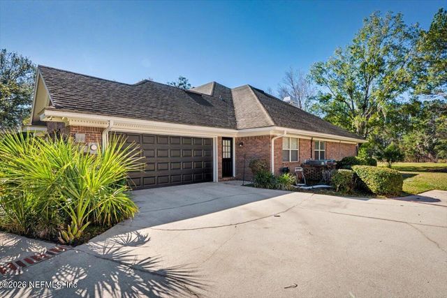 586 THORNWOOD Lane, Orange Park, FL 32073