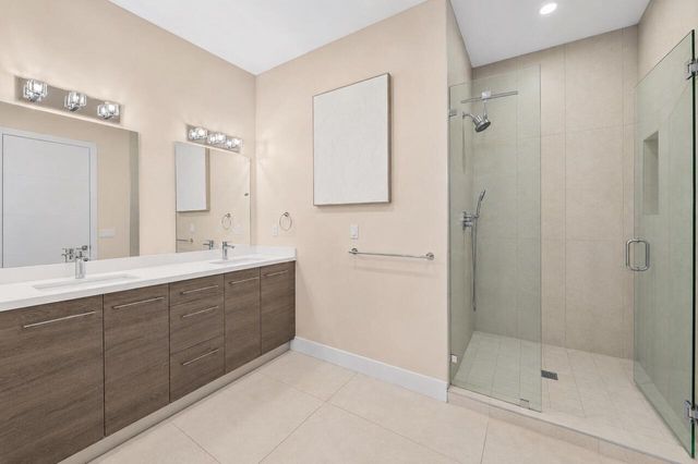 3090 SW 17th Street, Miami, FL 33145