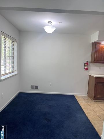 3801 Mark Twain Way, Mahwah, NJ 07430