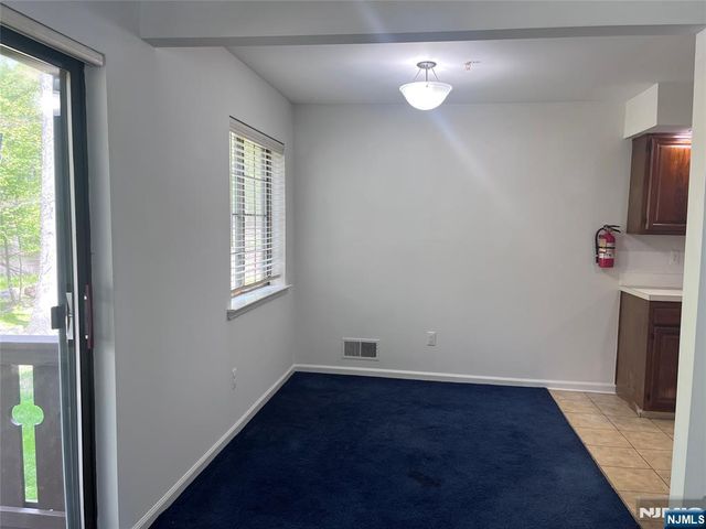 3801 Mark Twain Way, Mahwah, NJ 07430