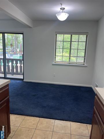 3801 Mark Twain Way, Mahwah, NJ 07430