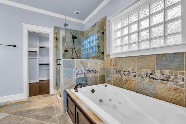 236 E Woodland Street, Houston, TX 77009