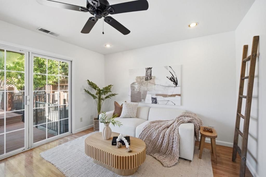 Image 11 of property listing at 6052 Ashburton Drive, San Jose, CA 95123