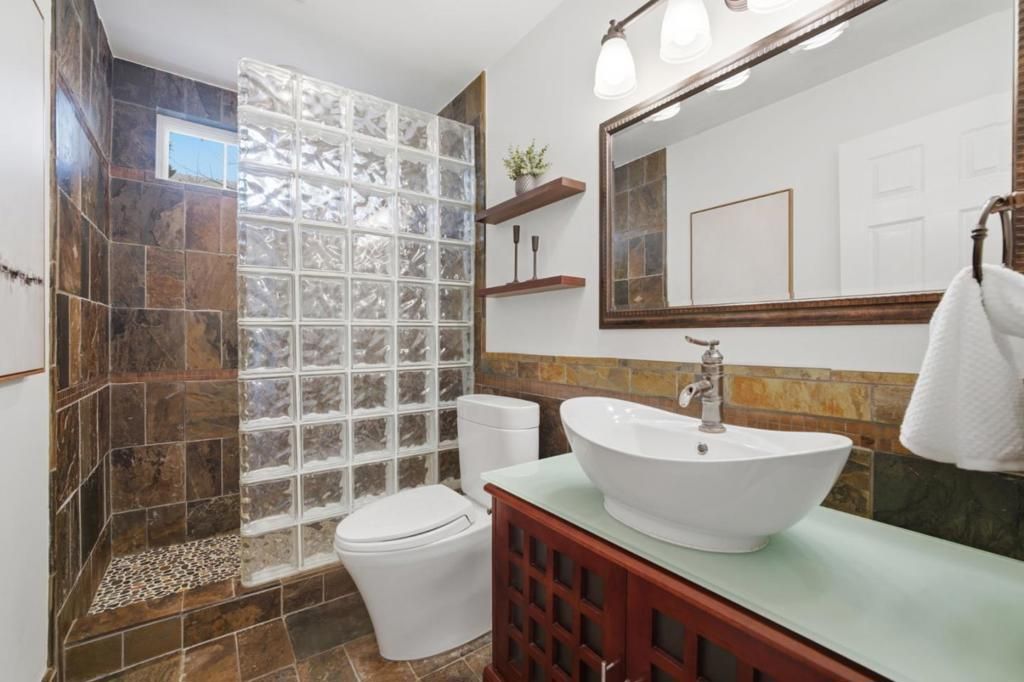 Image 16 of property listing at 6052 Ashburton Drive, San Jose, CA 95123