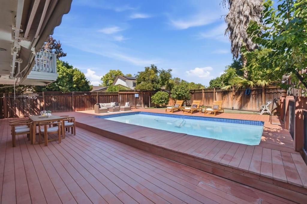 Image 31 of property listing at 6052 Ashburton Drive, San Jose, CA 95123