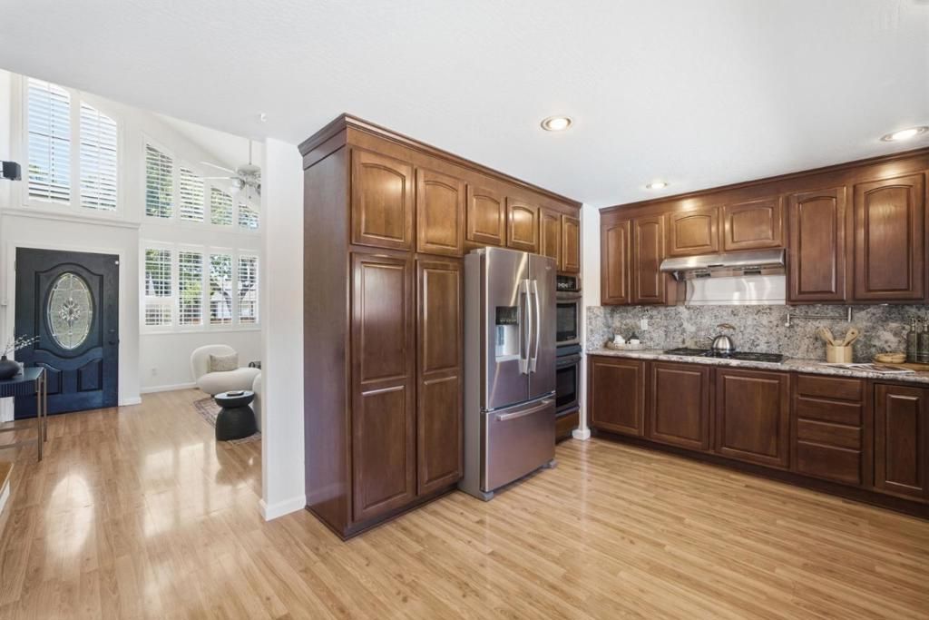 Image 6 of property listing at 6052 Ashburton Drive, San Jose, CA 95123