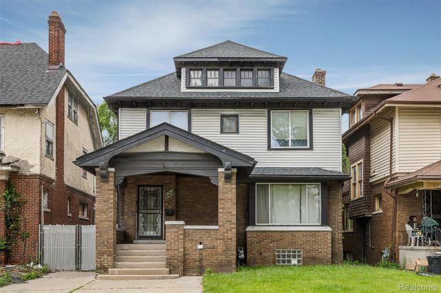 121 Colorado Street, Highland Park, MI 48203