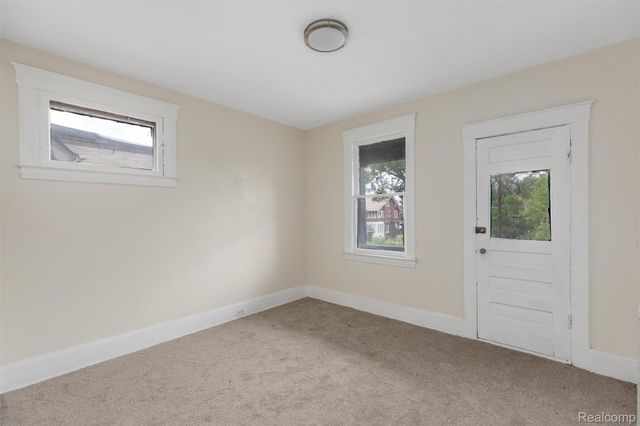 121 Colorado Street, Highland Park, MI 48203