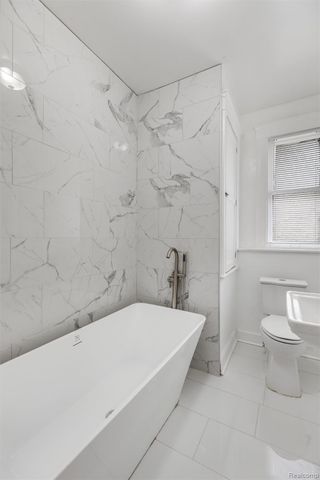 121 Colorado Street, Highland Park, MI 48203