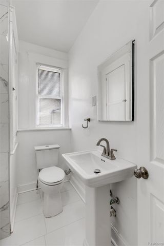 121 Colorado Street, Highland Park, MI 48203
