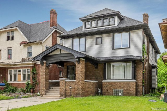 121 Colorado Street, Highland Park, MI 48203