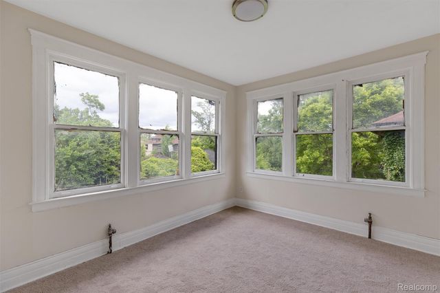 121 Colorado Street, Highland Park, MI 48203