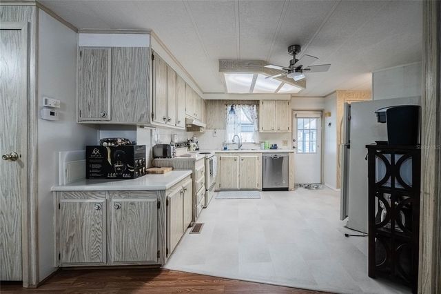 1610 REYNOLDS RD. 108, Lakeland, FL 33801