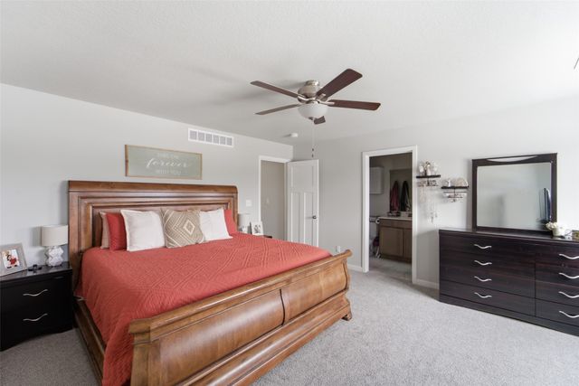 2202 26th Avenue SW, Altoona, IA 50009