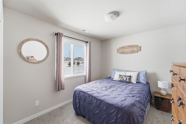 2202 26th Avenue SW, Altoona, IA 50009