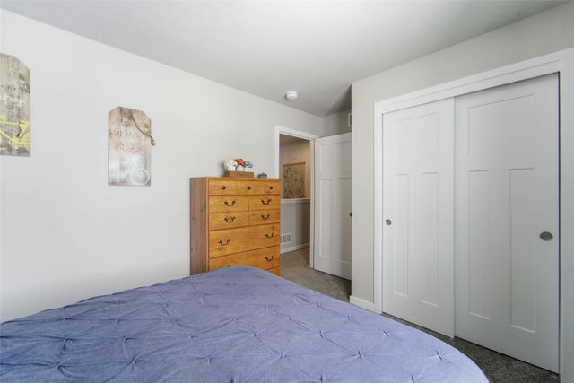 2202 26th Avenue SW, Altoona, IA 50009