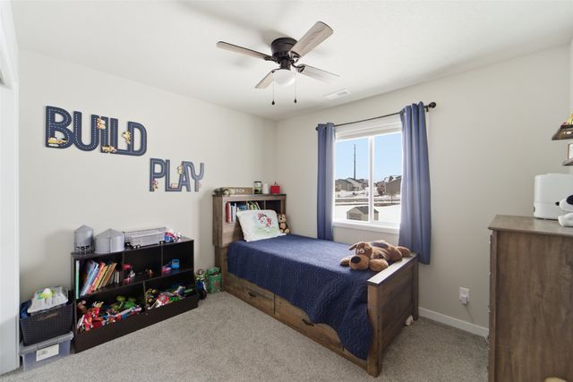 2202 26th Avenue SW, Altoona, IA 50009