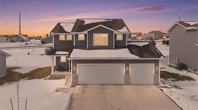 2202 26th Avenue SW, Altoona, IA 50009