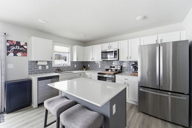 2202 26th Avenue SW, Altoona, IA 50009