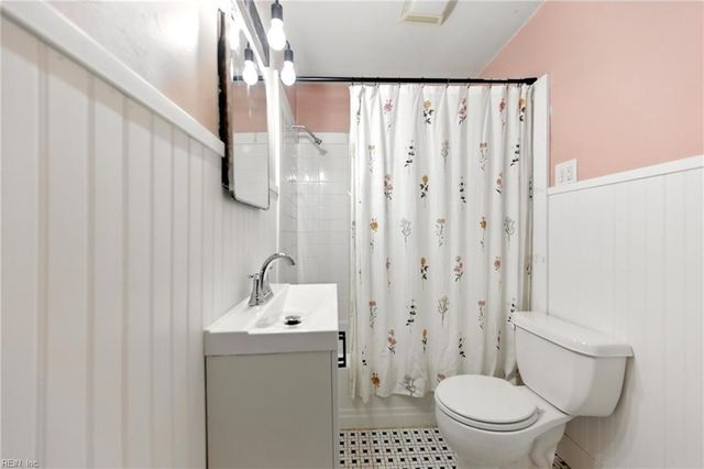 73 Cline DR, Hampton, VA 23666