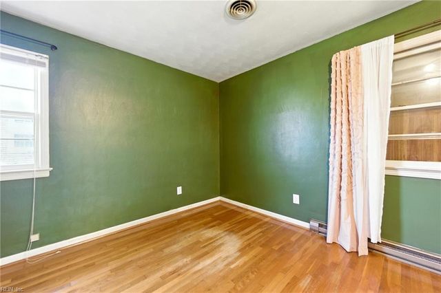 73 Cline DR, Hampton, VA 23666