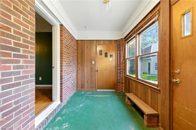 73 Cline DR, Hampton, VA 23666
