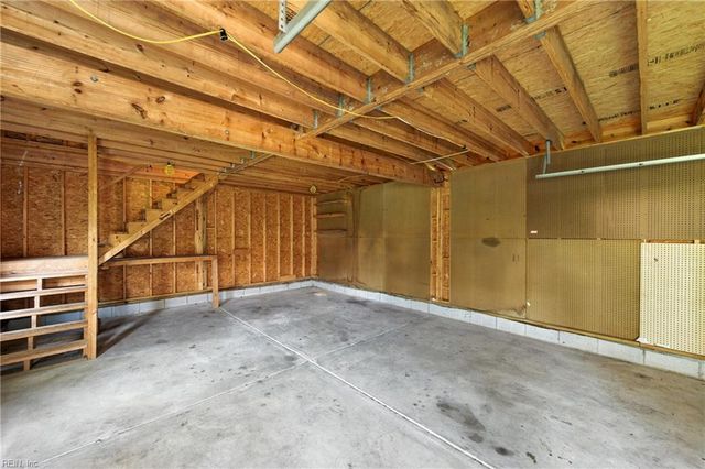 73 Cline DR, Hampton, VA 23666